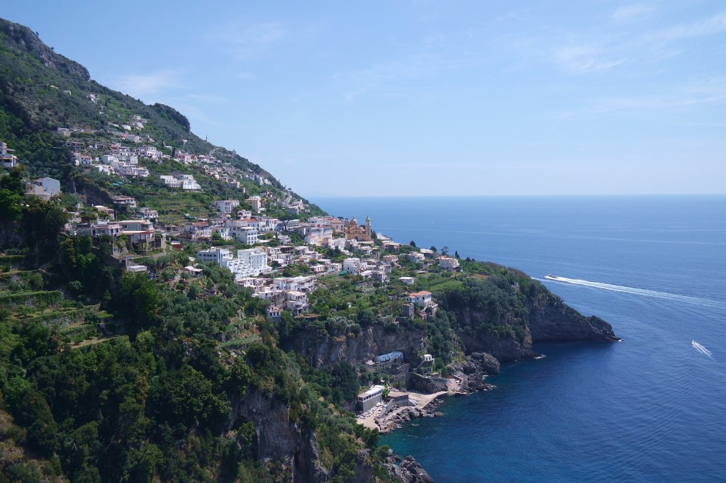 Cetara il tempo e la Colatura - Panorami della costiera.